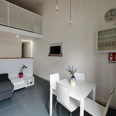 A Nicaredda Lägenhet Palermo